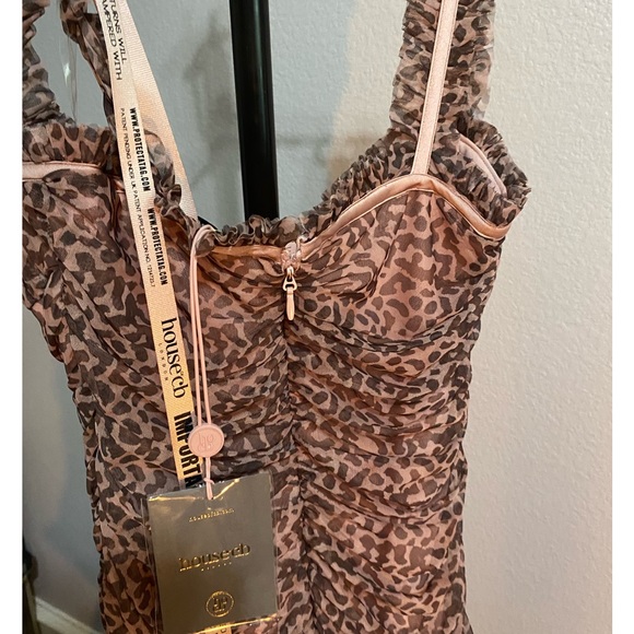 House CB London Dress, NWTSize M, strap shoulders, Pink Cheetah print - Picture 4 of 5